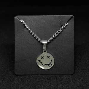 Silver pendant smiley face unisex necklace